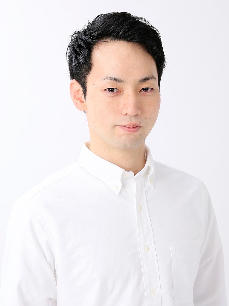 アクター 前田 真弥